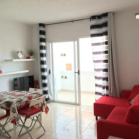 Las Floritas Apartment *